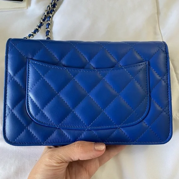Beautiful royal blue Chanel Wallet on chain WOC 💙 - Picture 3 of 8